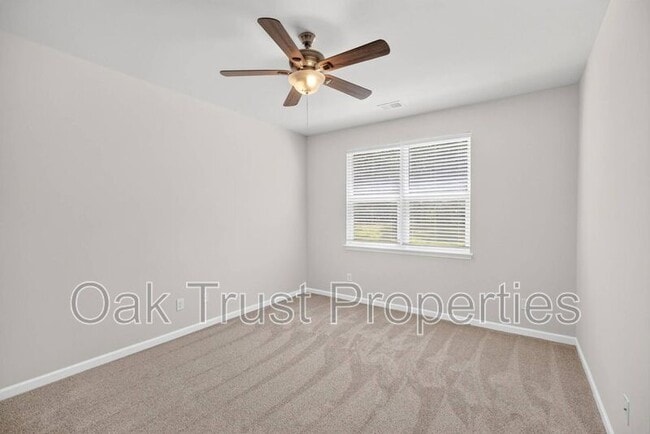 Building Photo - 216 Sarcoxie Rd