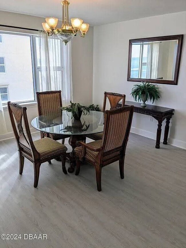 Building Photo - Ocean Front Fully Furnished