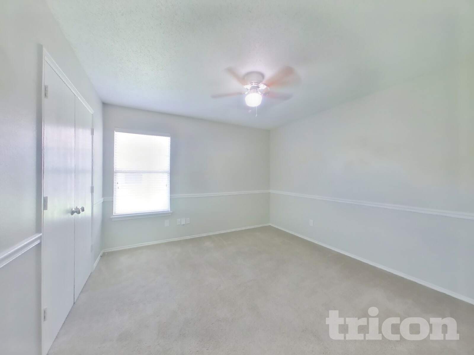 Building Photo - 2636 Peach Dr