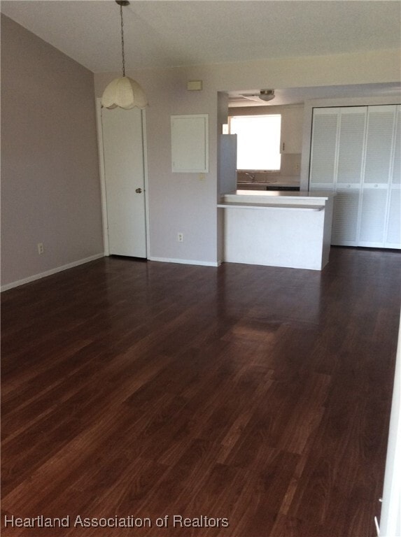 Building Photo - 517 Manor Cir