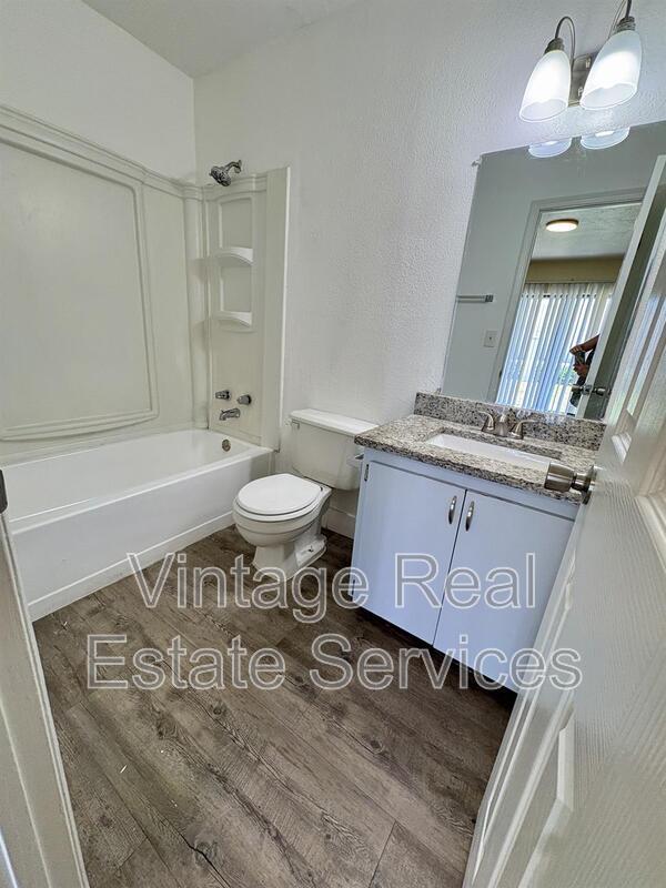 Building Photo - 305 W Grant St