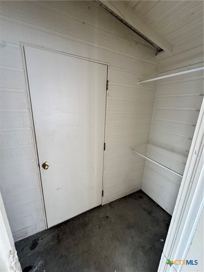 Building Photo - 209 Lackey St