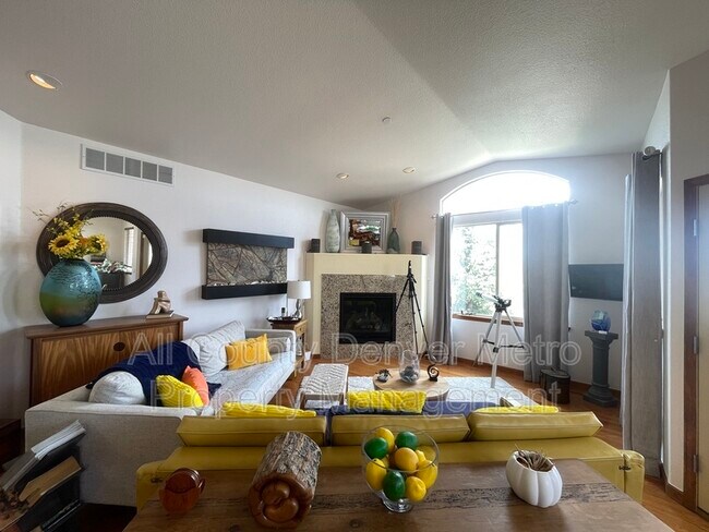 Building Photo - 6922 N Fargo Trail