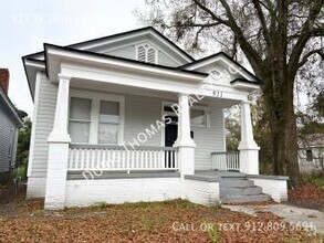 Building Photo - 921 W 38th- COPY 3