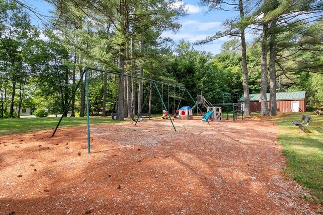 Building Photo - 25 Hilltop Dr