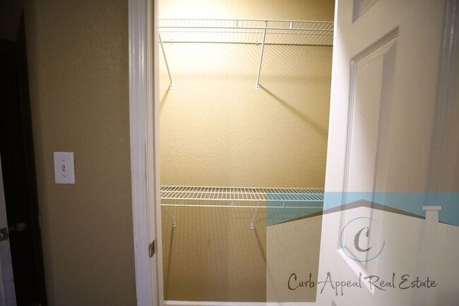 Building Photo - Recently built 2 bed/2 bath apt in Trumann...