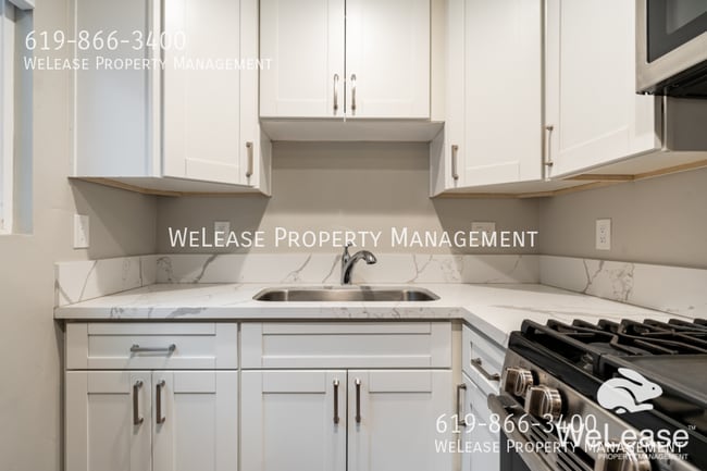 Building Photo - 5368 Rex Ave