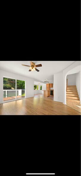 Building Photo - 1470 Sweetbay Dr
