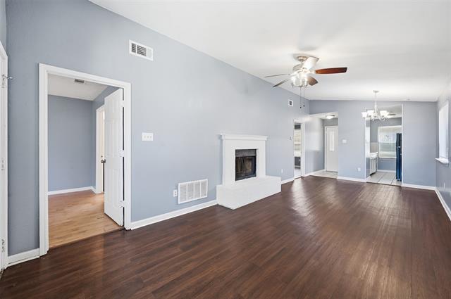 Building Photo - 5809 Mansfield Rd