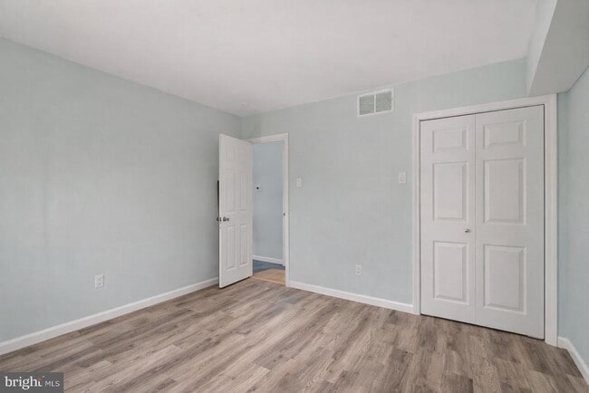 Building Photo - 4702 CHELSEA Ct