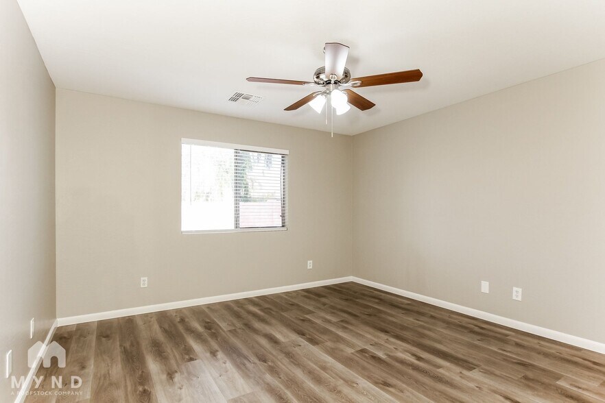 Building Photo - 3412 W Fraktur Rd