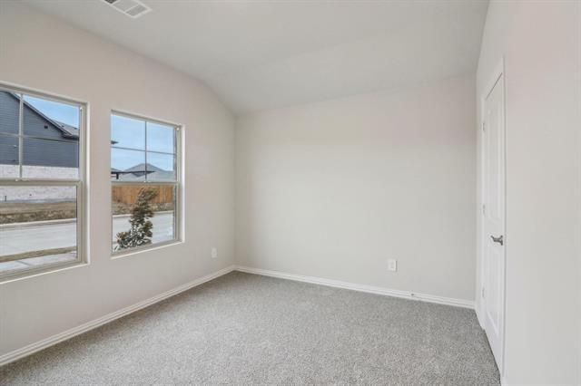 Building Photo - 711 Easthill Dr