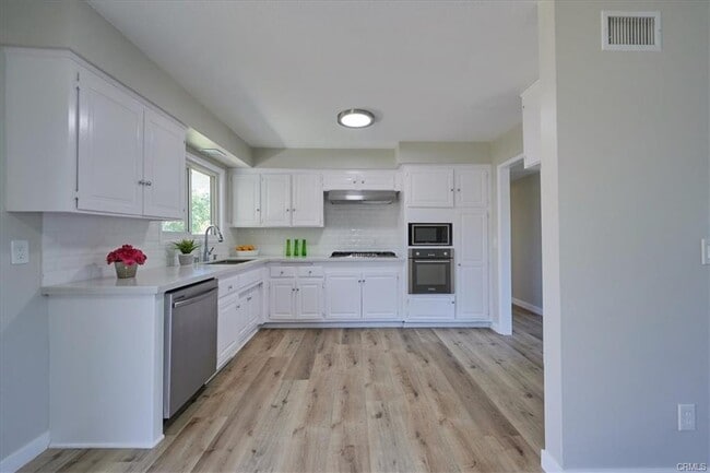 Building Photo - 786 Glenshaw Dr