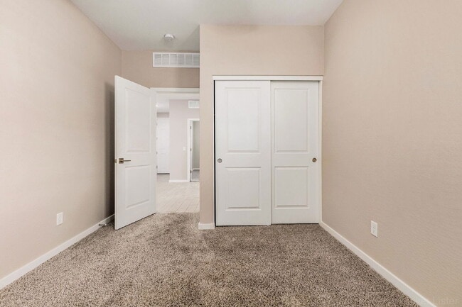 Building Photo - 19981 W Badgett Ln