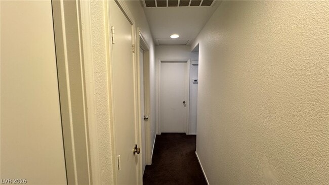 Building Photo - 9512 Chanticleer Ct