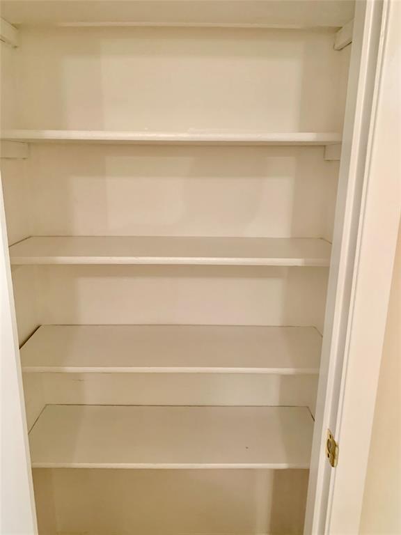 Building Photo - 22 N Wavy Oak Cir