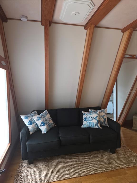 Building Photo - 507 Lakeshore Dr