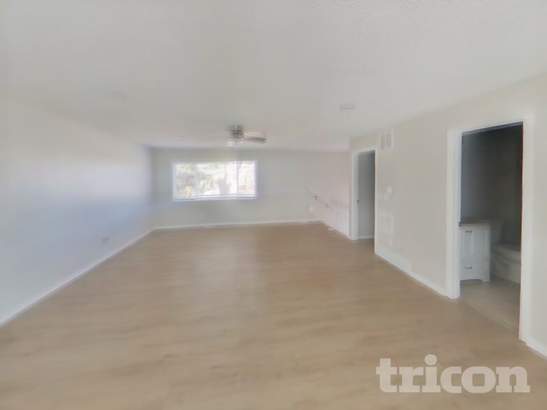 Building Photo - 6650 Brook Forest Dr