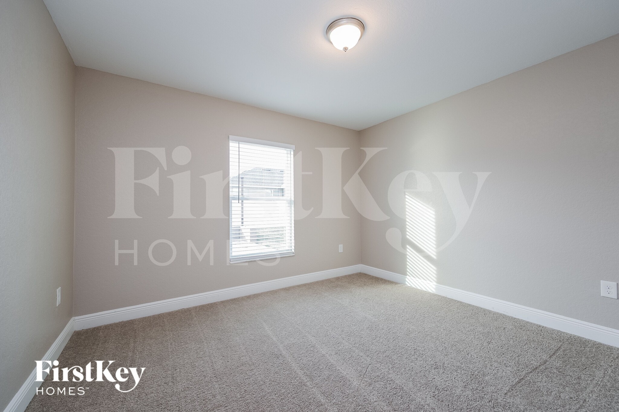 Building Photo - 1581 Lemon Ave