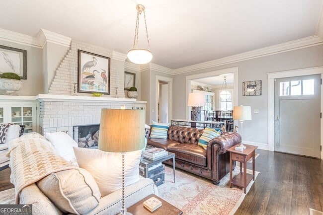 Building Photo - 1878 Cambridge Ave