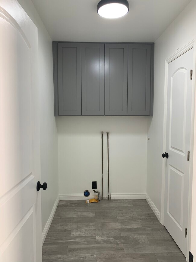 Laundry room - 7811 Paso Robles Ave