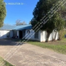 Building Photo - 1106 Middleton St