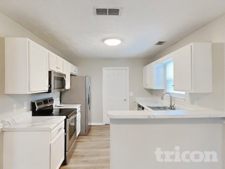 Building Photo - 1224 Ballater Dr