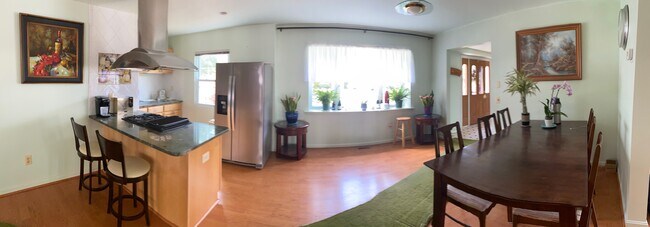 Building Photo - 12150 Monument Dr