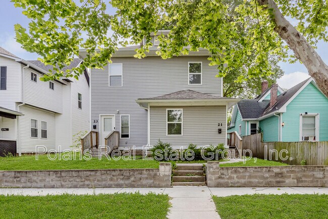Primary Photo - 21 N Tacoma Ave