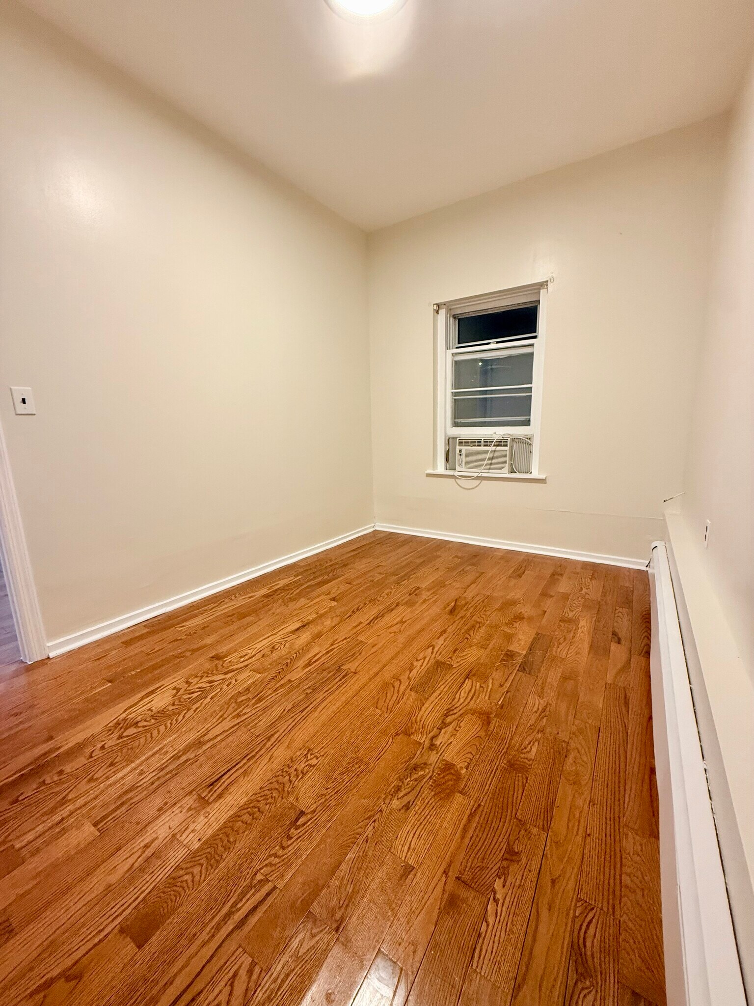 Building Photo - 5 Villa Dr