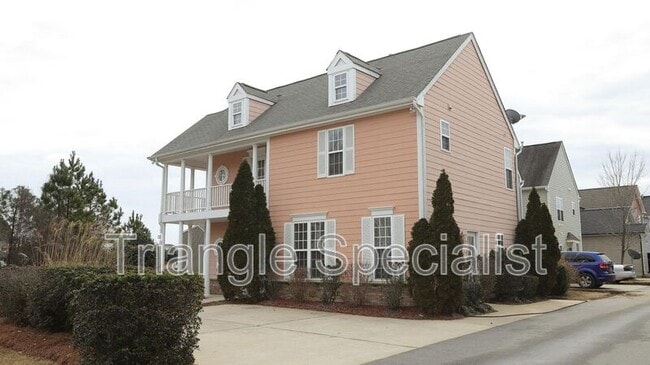 Building Photo - 100 Honeybee Trce