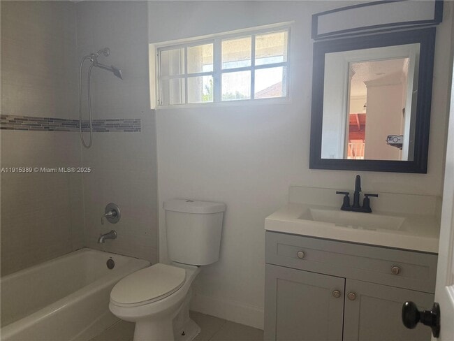 Building Photo - 10937 SW 138th Pl