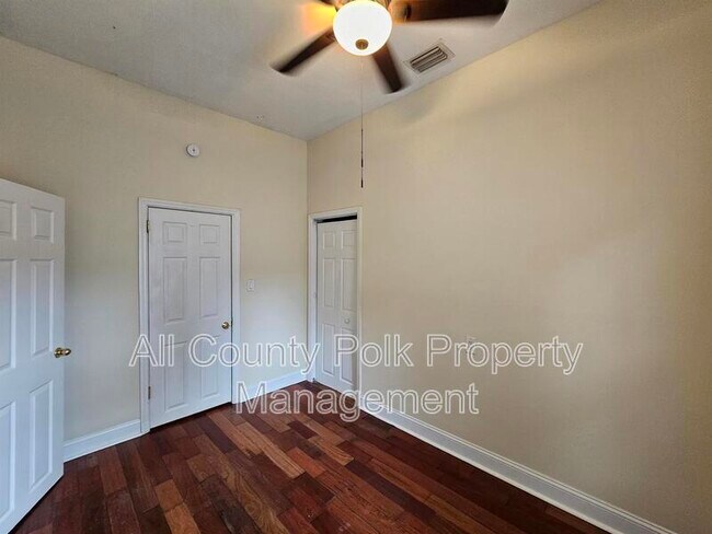 Building Photo - 409 Hunter St