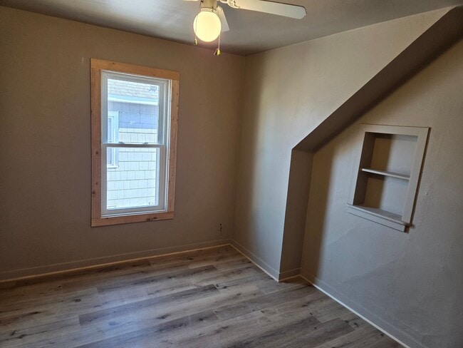 Building Photo - Freshly Updated 4 Bedroom 1 Bath Single Family Home in Marinette