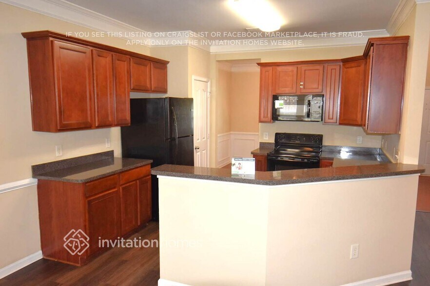 Building Photo - 623 Wrayhill Dr