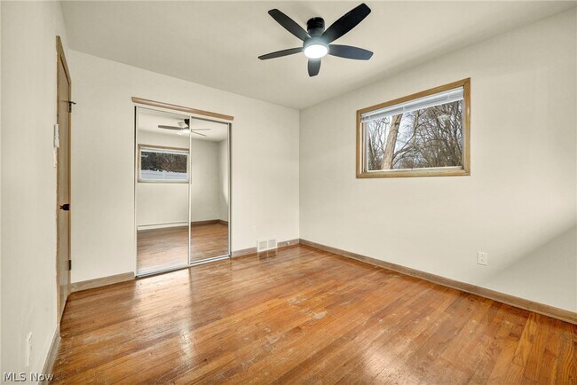 Building Photo - 1171 Jason Ave