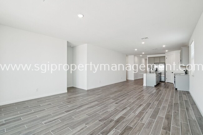 Building Photo - 18259 La Senda Dr W