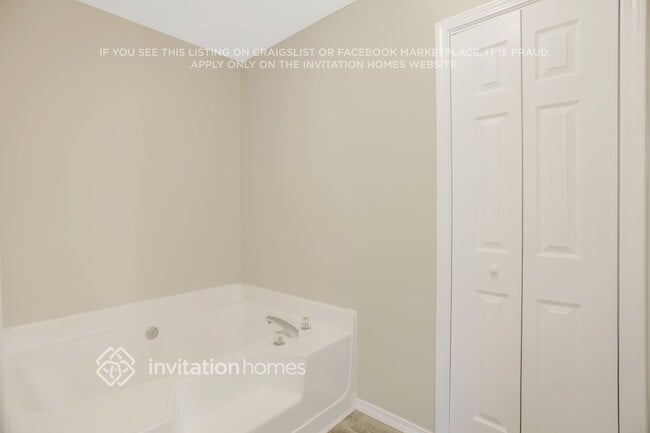 Building Photo - 1184 Huntington Pl Cir