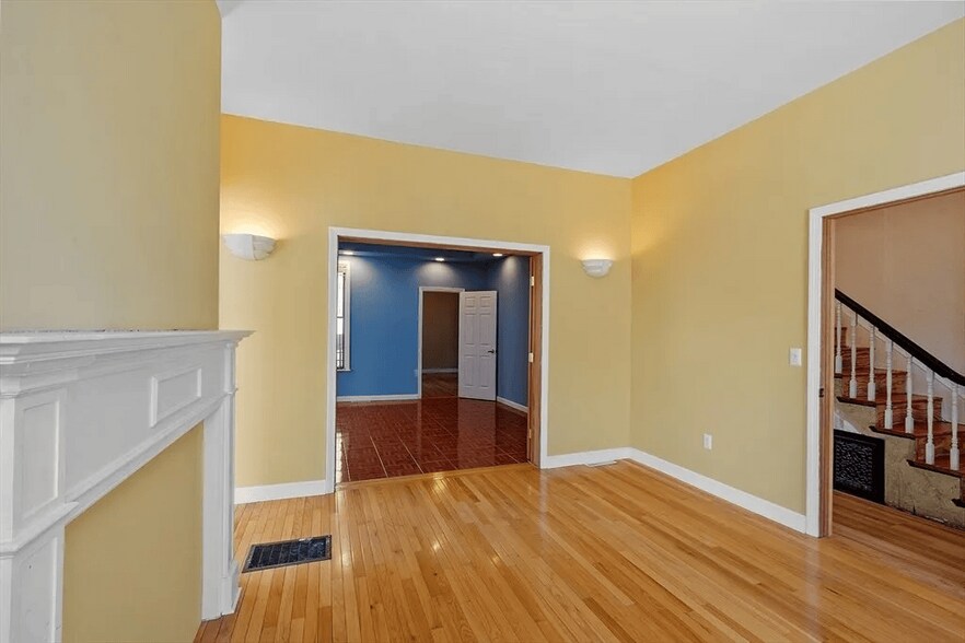 Primary Photo - 197 Dorchester St