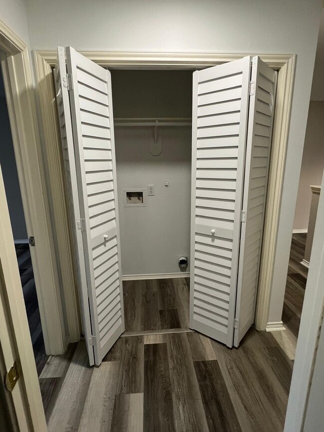 Building Photo - 6319 Sunlit Orchard Dr