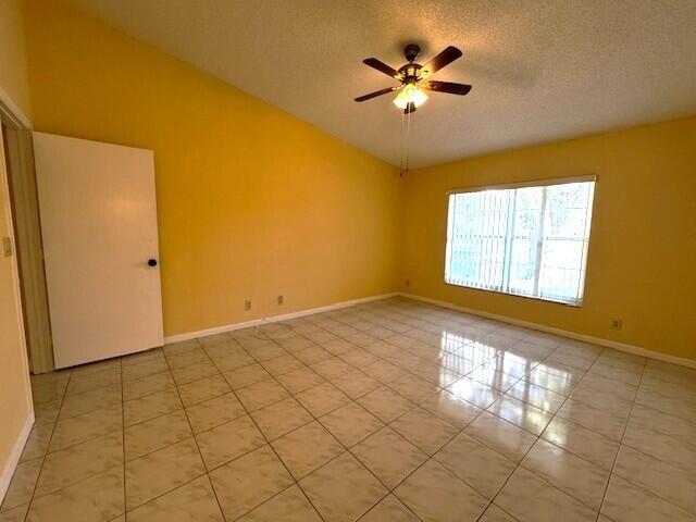 Building Photo - 10020 Country Brook Rd