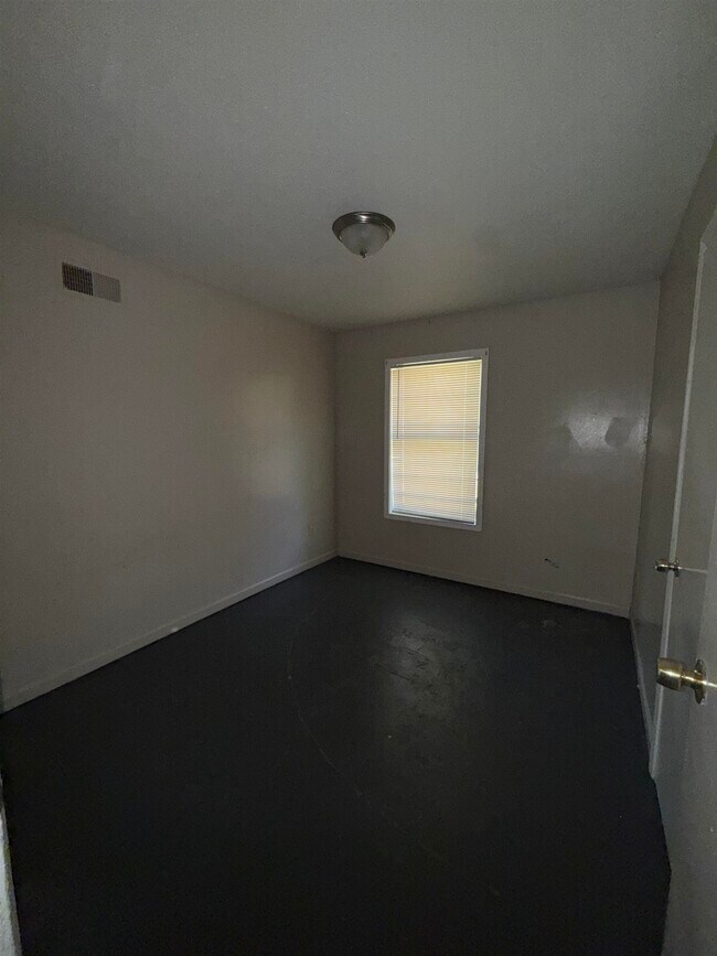 Building Photo - 820 Archie Dr