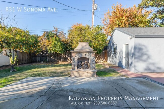 Building Photo - Classically Remodeled 3 Bedroom 2 Bath Sin...