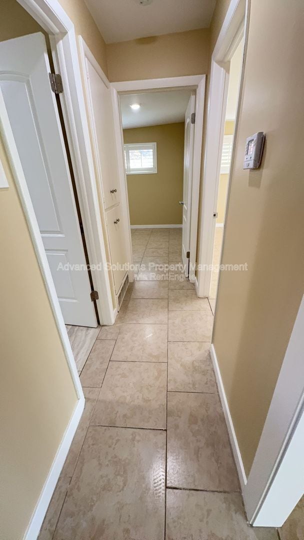 Building Photo - 967 Charlton Cir