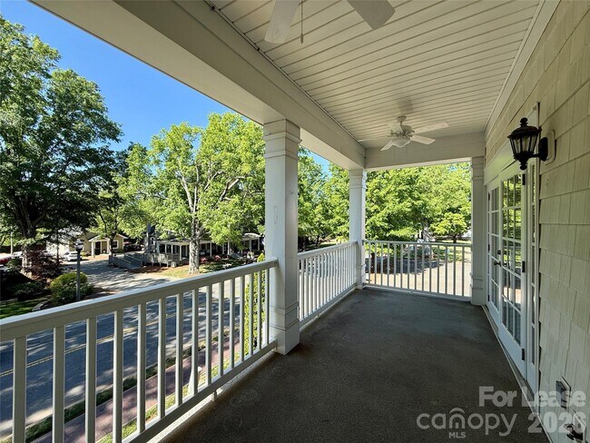 Building Photo - 21025 Catawba Ave