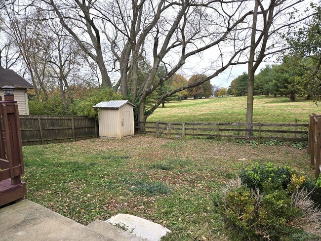 Building Photo - 1092 Winding Oak Trail