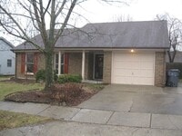 Building Photo - 3 BR Ranch.  Privacy Fenced Backyard.   20260604