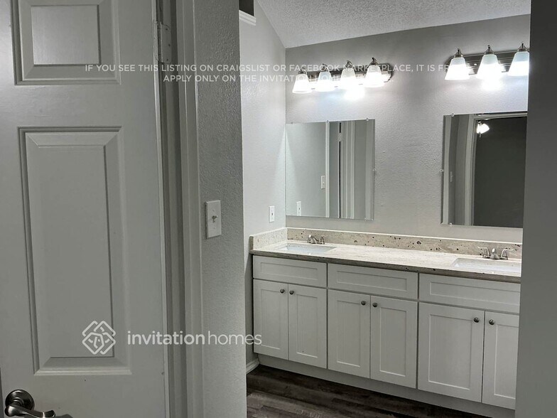 Building Photo - 7510 Estates Way