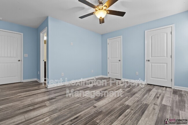 Building Photo - 111 High Hope Ln