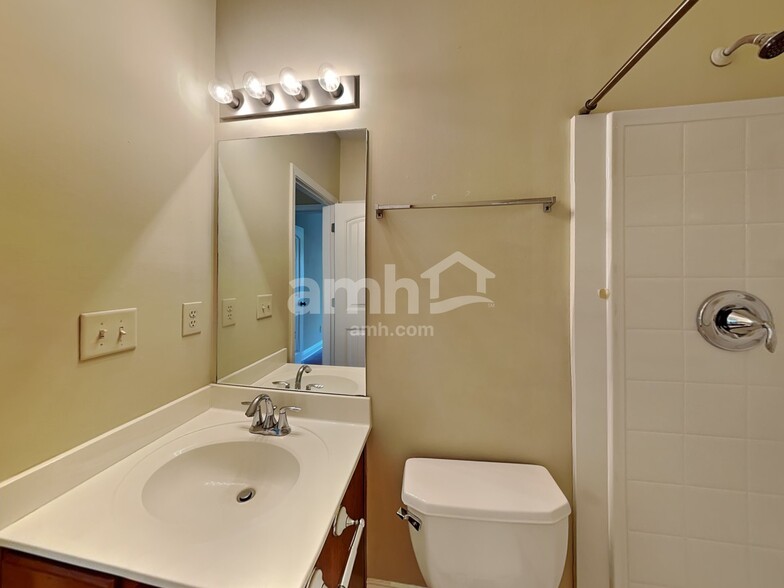 Building Photo - 1152 Thomas Daniel Way